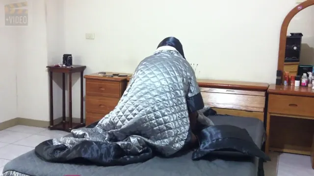 Romantic homemade sex clip with an Asian pair